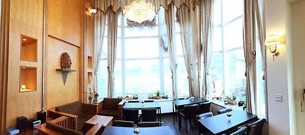 The Easy Space