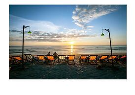 Mac Resort Hotel