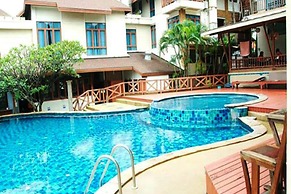 Mac Resort Hotel