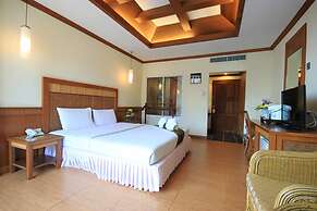 Mac Resort Hotel