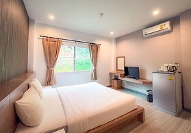 Seree Grand Resort