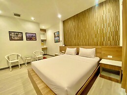 Seree Grand Resort