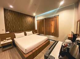 Seree Grand Resort