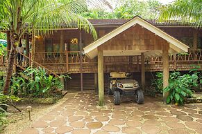 Chan Chich Lodge
