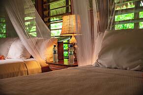 Chan Chich Lodge