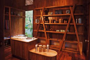 Chan Chich Lodge