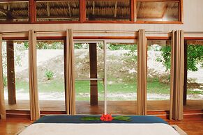 Chan Chich Lodge