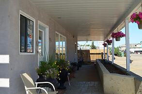 Edgewater Inn