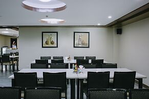 Leope Hotel