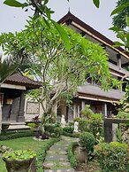 Liyer House
