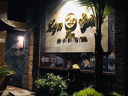 Liyer House