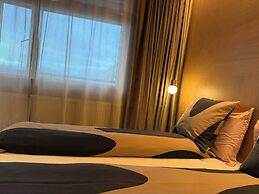 Hotel Lotus