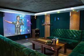 New West Hotel