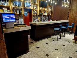 New West Hotel