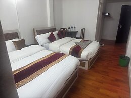 Om Tara Guest House