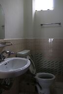 Om Tara Guest House