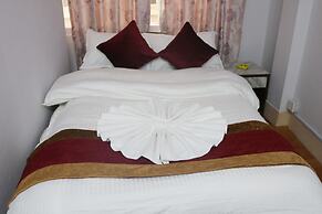 Om Tara Guest House