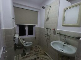 Om Tara Guest House