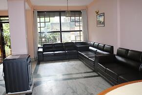 Om Tara Guest House