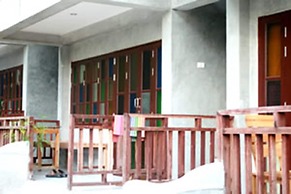 Jinda Resort