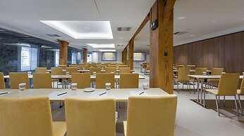 Hydrama Grand Hotel
