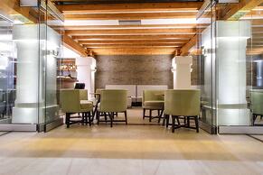Hydrama Grand Hotel