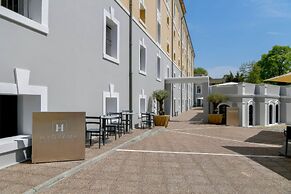 Hydrama Grand Hotel