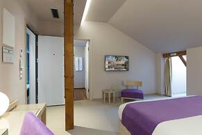 Hydrama Grand Hotel