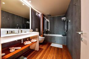 Hydrama Grand Hotel
