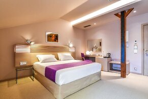 Hydrama Grand Hotel