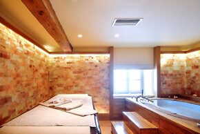 Hydrama Grand Hotel