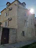 Carol Rooms