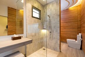 Karon Beach Pool Villa