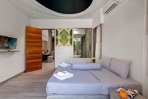 Karon Beach Pool Villa