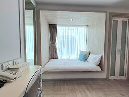 The Bloc Hotel Phuket