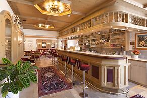 Hotel Tyrol