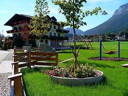 Hotel Tyrol