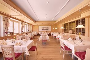 Hotel Tyrol
