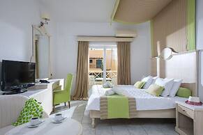 Elmi Suites Beach Hotel - All Inclusive