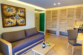 Elmi Suites Beach Hotel - All Inclusive