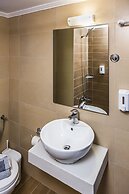 Elmi Suites Beach Hotel - All Inclusive