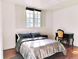Hotel Muros Quito