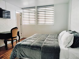 Hotel Muros Quito