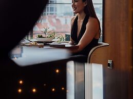 Sofitel Singapore City Centre