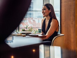 Sofitel Singapore City Centre