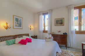 Residenza de l'Osmarin Suites