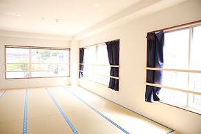 uzuhouse - Hostel