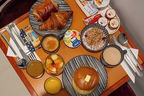 Hotel La Perle Montparnasse