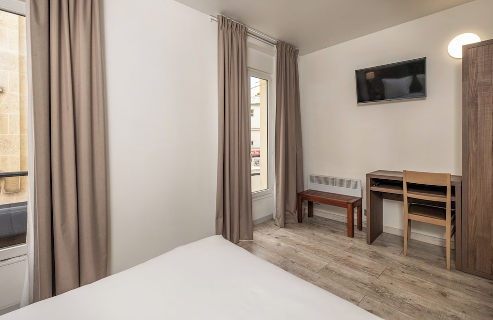 Hotel La Perle Montparnasse