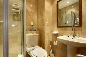 Balfour Place